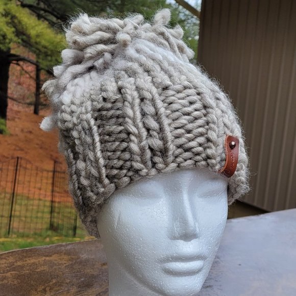 Hand Knitted winter Hat, wool made, shades of light gray - Picture 2 of 6